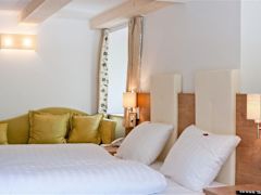 Zimmerbild 8