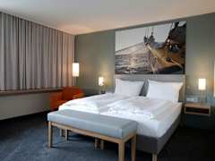 Zimmerbild 7