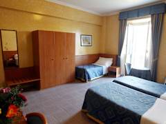 Zimmerbild 6
