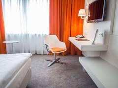 Zimmerbild 6