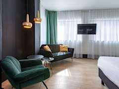 Zimmerbild 9