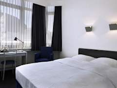 Zimmerbild 4