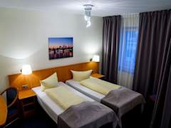 Zimmerbild 8