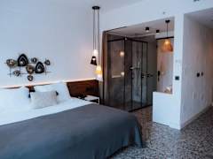 Zimmerbild 4