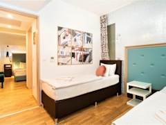 Zimmerbild 17