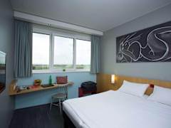 Zimmerbild 8