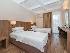 Zimmerbild 4