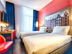 Zimmerbild 8