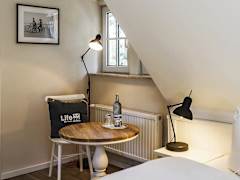 Zimmerbild 6