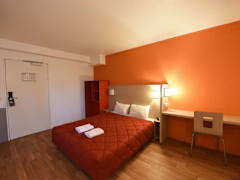 Zimmerbild 8