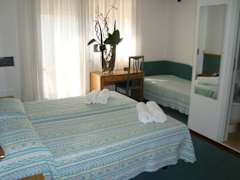 Zimmerbild 3