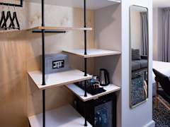 Zimmerbild 8