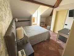 Zimmerbild 6