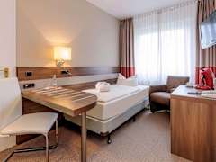 Zimmerbild 6