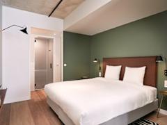 Zimmerbild 12