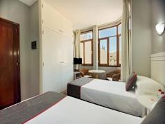 Zimmerbild 13