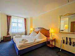 Zimmerbild 6