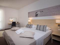 Zimmerbild 6