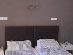 Zimmerbild 2
