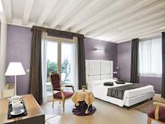 Zimmerbild 9