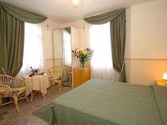 Zimmerbild 9