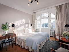Zimmerbild 32