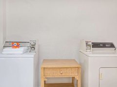 Zimmerbild 23