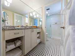 Zimmerbild 12