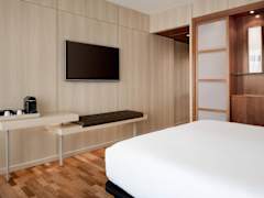 Zimmerbild 11