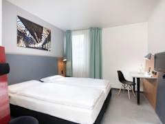 Zimmerbild 4