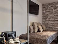 Zimmerbild 6