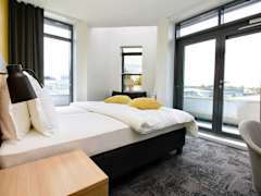 Zimmerbild 6