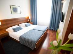 Zimmerbild 4