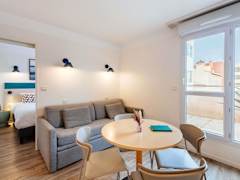 Zimmerbild 8