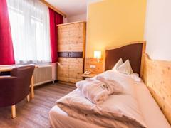 Zimmerbild 4