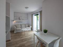Zimmerbild 12