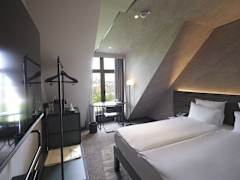 Zimmerbild 4