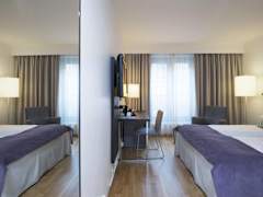 Zimmerbild 3
