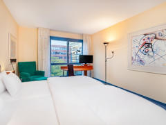 Zimmerbild 4