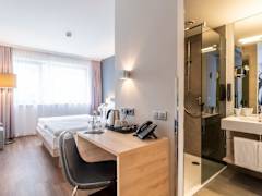 Zimmerbild 6