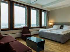 Zimmerbild 5