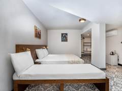 Zimmerbild 2