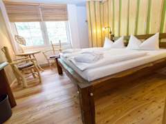 Zimmerbild 3
