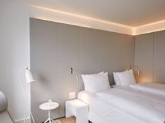 Zimmerbild 4