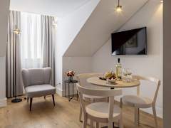 Zimmerbild 6