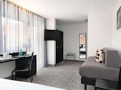 Zimmerbild 4