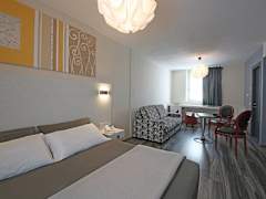 Zimmerbild 2