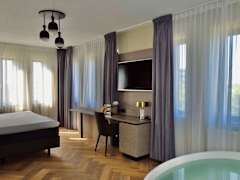 Zimmerbild 2