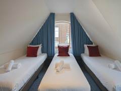 Zimmerbild 11