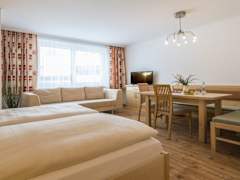 Zimmerbild 5